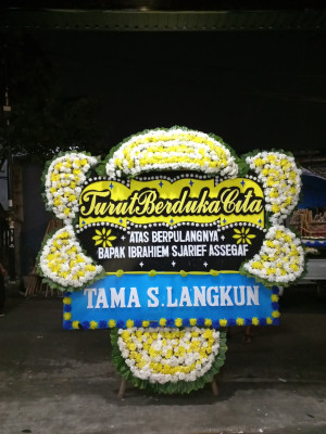 Papan Bunga Duka di Glenmore